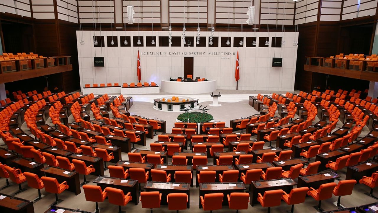 TBMM duyurdu! Emekli maaşlarına ek ödeme! 20200 TL yatacak