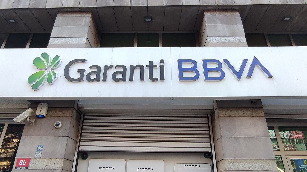 Garanti BBVA emekli kredisi faiz oranları nedir? 200 bin TL’ye kadar gelir belgesiz emekli kredisi başladı